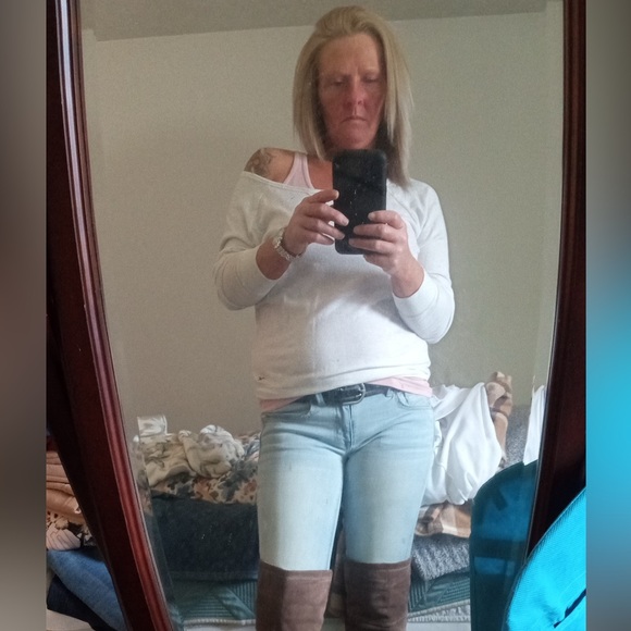 HOLLISTER Women's Top - Picture 7 of 7